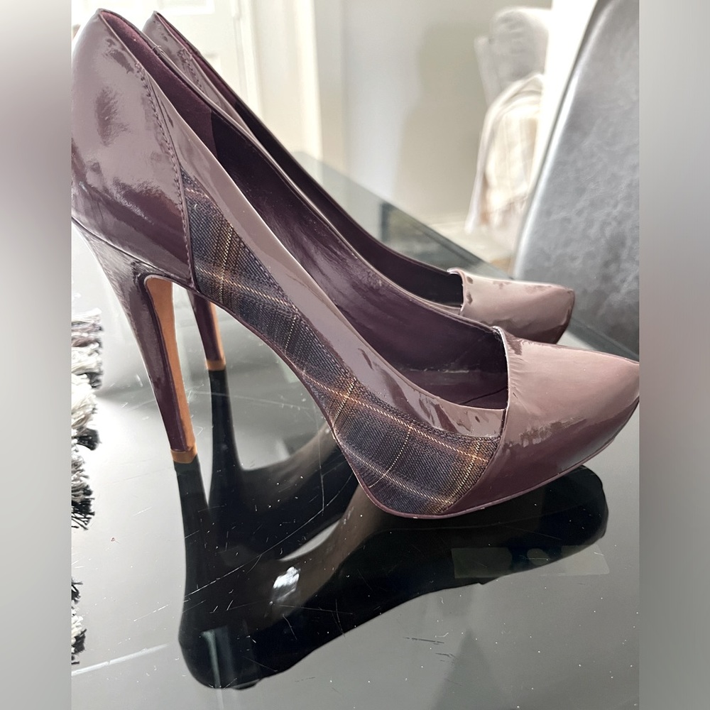Aldo, women’s high heels.  Size 8.  Burgundy